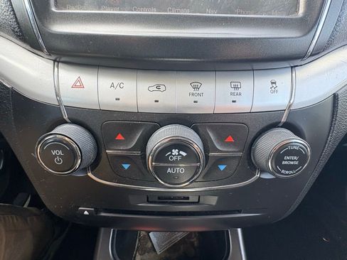 Used 2016 Dodge Journey R/T image 21