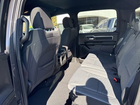 New 2026 RAM 1500 4x4 Crew Cab image 21