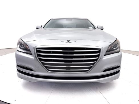 Used 2016 Hyundai Genesis 3.8 RWD image 2