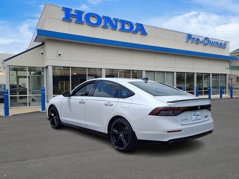 Used 2023 Honda Accord Sport image 6