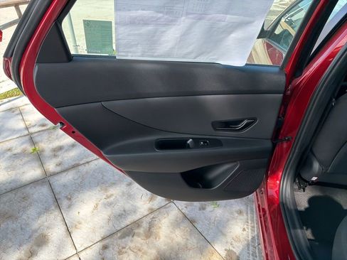 New 2025 Hyundai Elantra SEL FWD image 16