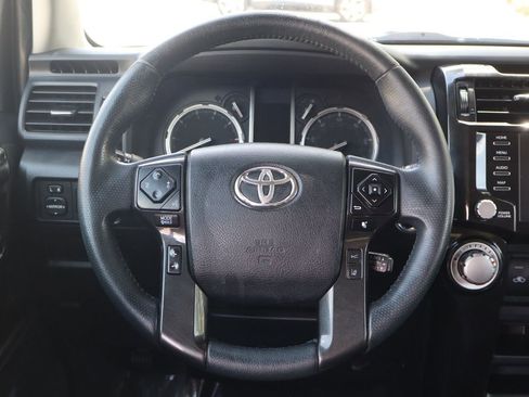 Used 2022 Toyota 4Runner TRD Off-Road Premium w/ Moonroof Package image 18