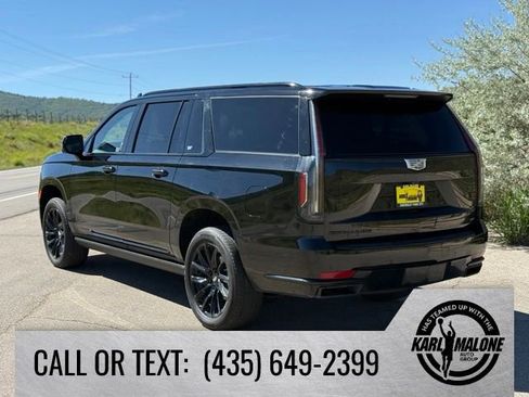 Used 2024 Cadillac Escalade ESV Sport Platinum w/ LPO, ONYX Package AWD/4WD image 3