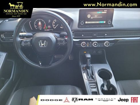 Used 2023 Honda Civic Sport image 7