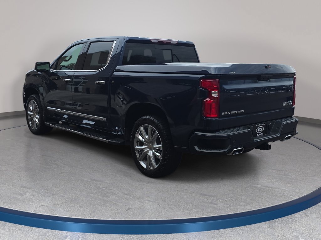 Used 2023 Chevrolet Silverado 1500 High Country w/ High Country Premium Package AWD/4WD image 8