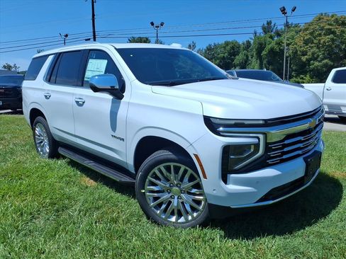 New 2026 Chevrolet Tahoe Premier w/ Sun And Tow Package AWD/4WD image 2
