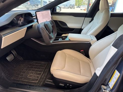 Used 2023 Tesla Model S Plaid AWD/4WD image 8