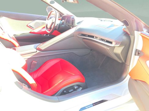 Used 2022 Chevrolet Corvette Stingray Preferred Cpe w/ Z51 Performance Package image 13