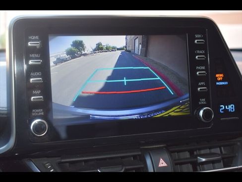 Used 2019 Toyota C-HR LE FWD image 11