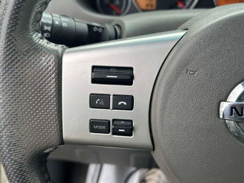 Used 2013 Nissan Frontier SL w/ Moonroof Pkg AWD/4WD image 24
