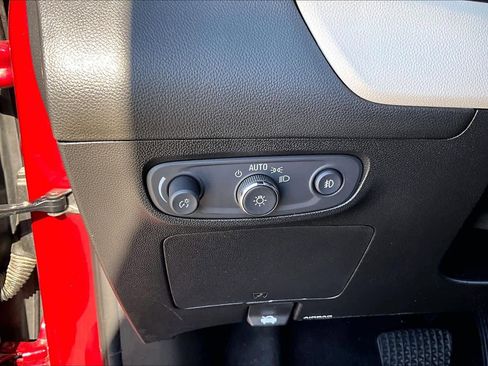 Used 2021 Buick Encore GX Select w/ Sport Touring Package image 33