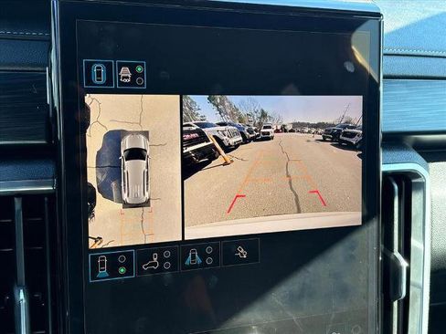 Certified 2025 GMC Acadia Elevation image 13