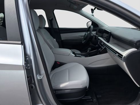 Used 2025 Hyundai Tucson SEL AWD/4WD image 18