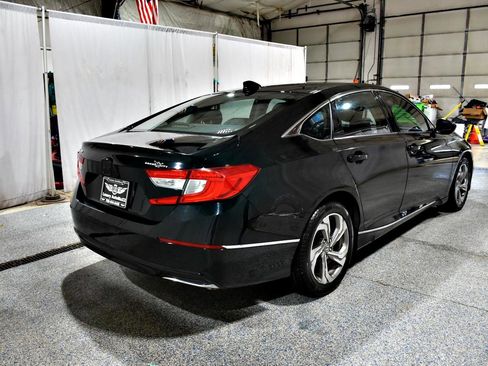 Used 2018 Honda Accord EX image 6