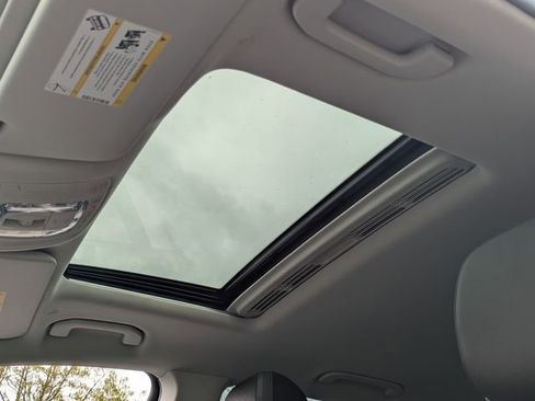 Used 2020 Mercedes-Benz GLE 350 4MATIC image 26