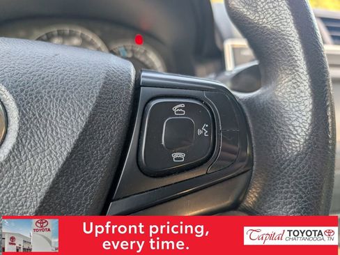 Used 2015 Toyota Camry LE image 16
