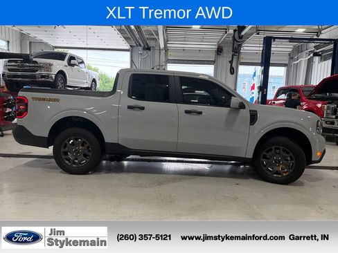 Used 2023 Ford Maverick Tremor w/ Tremor Off-Road Package AWD/4WD image 13