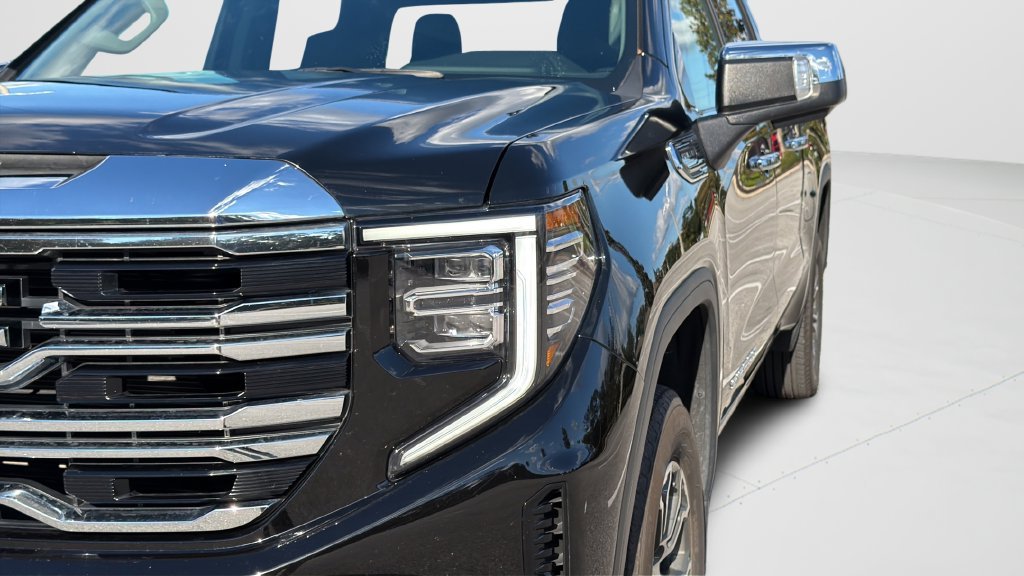 Used 2026 GMC Sierra 1500 SLT RWD image 36