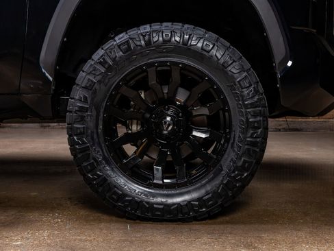 Used 2022 Toyota Tundra SR5 image 12