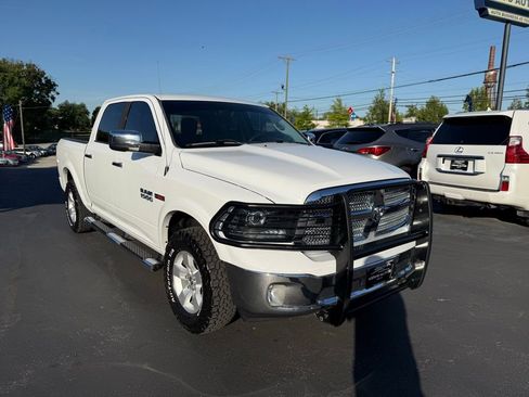 Used 2015 RAM 1500 Laramie AWD/4WD image 2