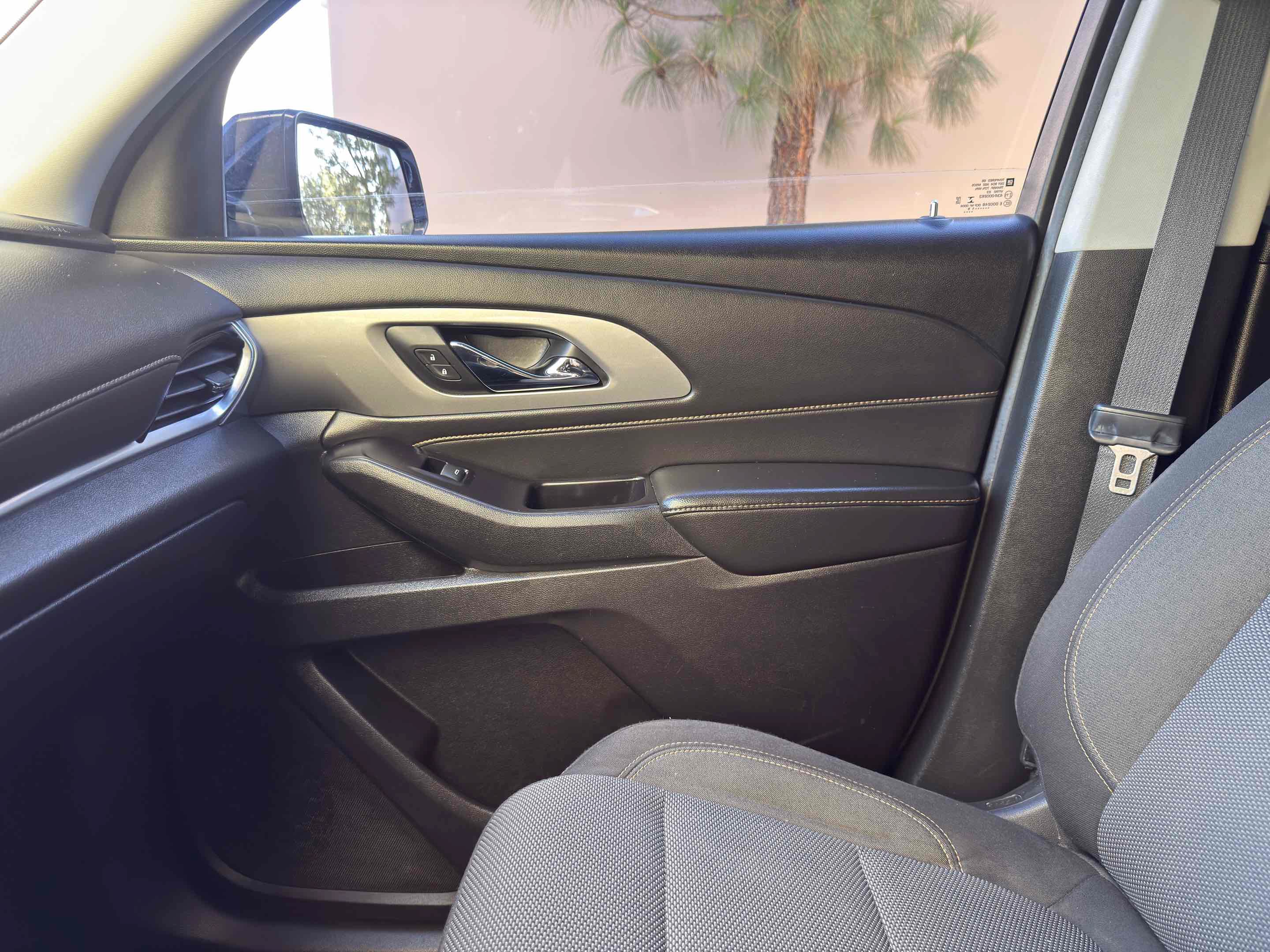 Used 2019 Chevrolet Traverse LS w/ LPO, Blackout Package FWD image 47