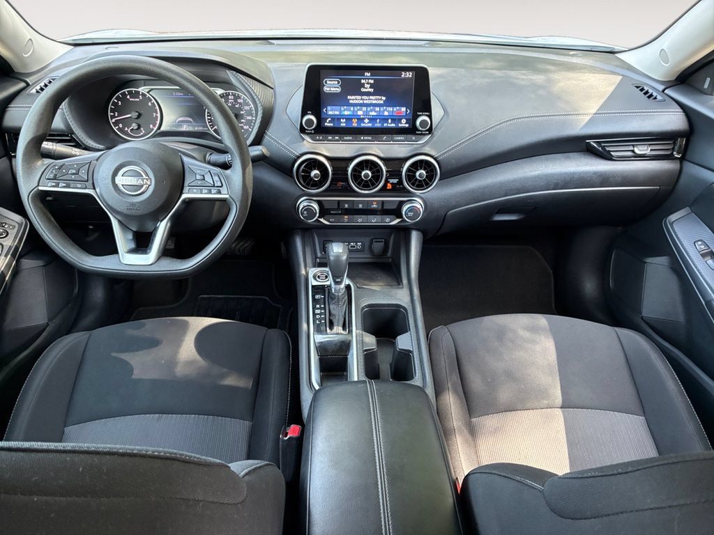 Used 2024 Nissan Sentra SV FWD image 10