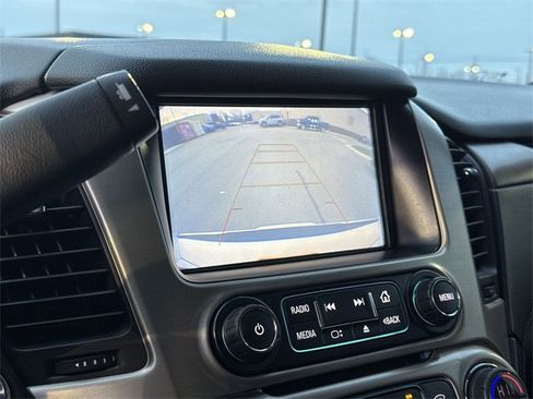 Used 2020 GMC Yukon XL Denali w/ Denali Premium Package image 17