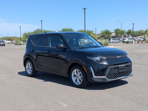 Certified 2024 Kia Soul LX w/ Option Group 015 FWD image 7