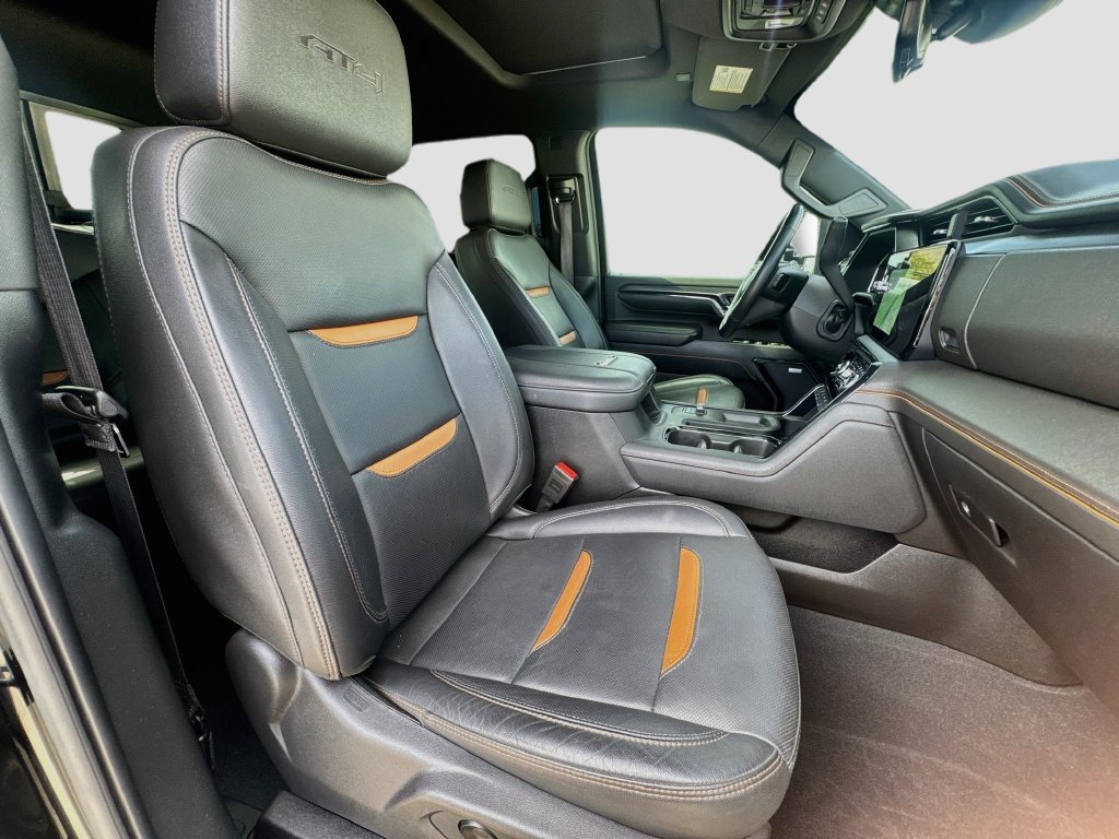 Used 2024 GMC Sierra 2500 AT4 w/ AT4 Premium Plus Package AWD/4WD image 35