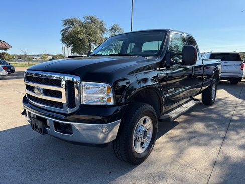 Used 2006 Ford F250 4x4 SuperCab Super Duty image 3