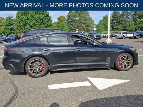 Used 2019 Kia Stinger GT2 AWD/4WD image 9