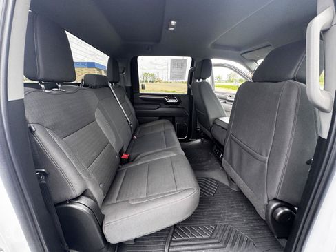 Used 2025 Chevrolet Silverado 2500 LT AWD/4WD image 12