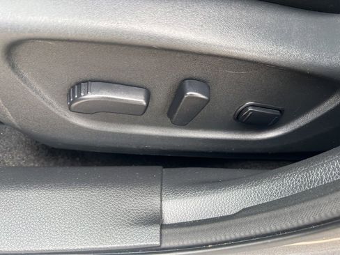 Used 2020 Nissan Rogue SL w/ Premium Package AWD/4WD image 56