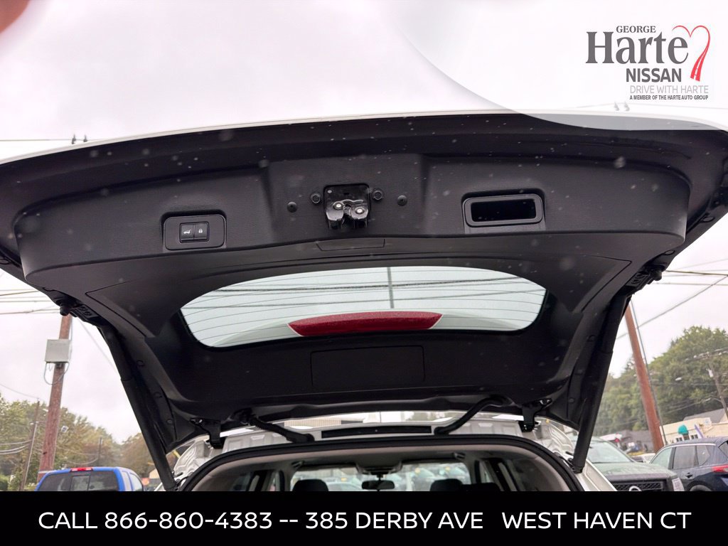 Certified 2023 Nissan Rogue SV w/ SV Premium B Package AWD/4WD image 26