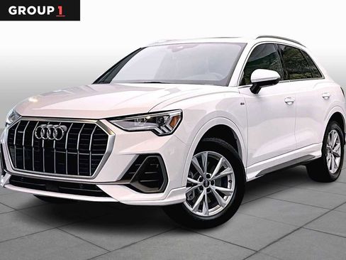 Certified 2025 Audi Q3 2.0T Premium Plus w/ Premium Plus Package image 1