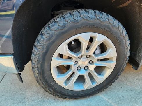 Used 2022 Chevrolet Silverado 1500 LTZ image 17