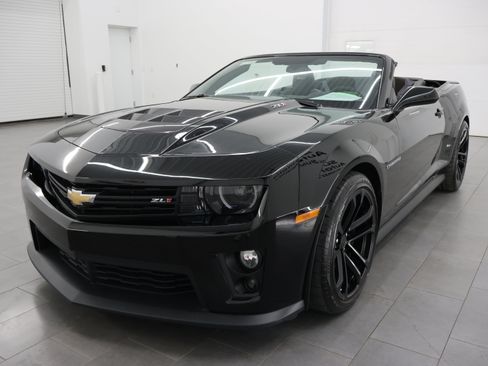 Used 2015 Chevrolet Camaro ZL1 RWD image 55