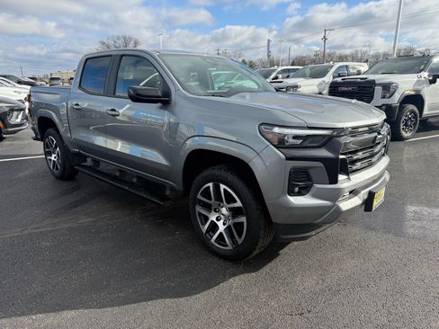 Used 2023 Chevrolet Colorado Z71 w/ Z71 Convenience Package 2 image 7