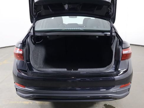 Used 2025 Volkswagen Jetta Sport FWD image 16