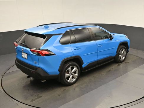 Used 2021 Toyota RAV4 XLE Premium AWD/4WD image 59