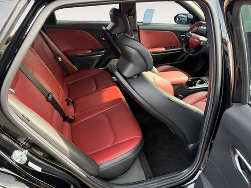 Certified 2025 Kia K4 GT-Line Turbo FWD image 18
