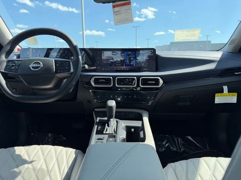 New 2026 Nissan Sentra SL w/ Floor Mat Package FWD image 17