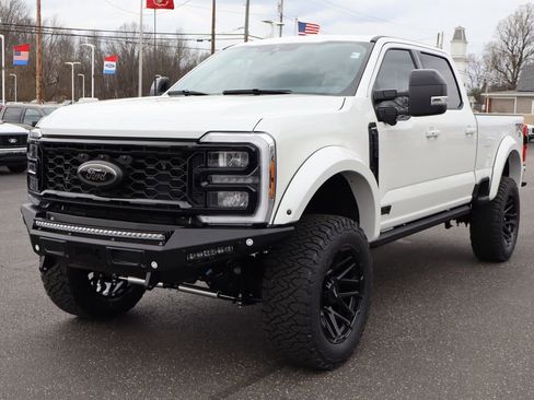 New 2026 Ford F250 Lariat w/ Black Appearance Package AWD/4WD image 15