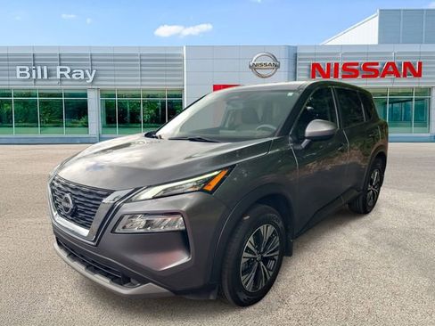Used 2023 Nissan Rogue SV FWD image 2