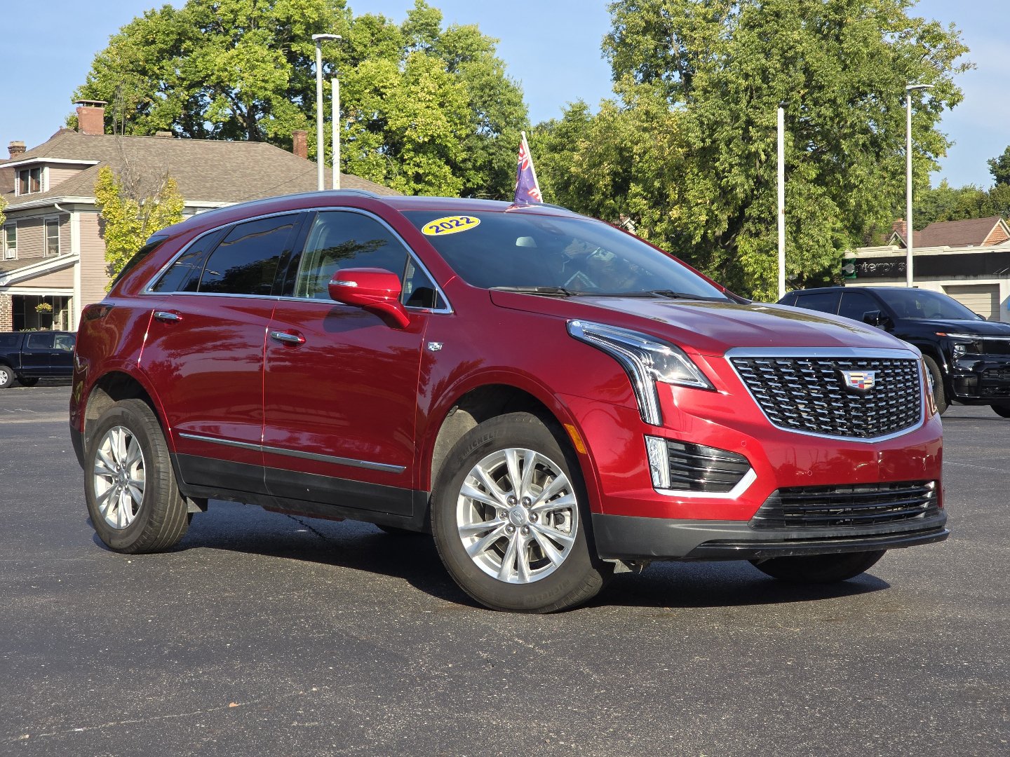 Used 2022 Cadillac XT5 Luxury FWD image 2