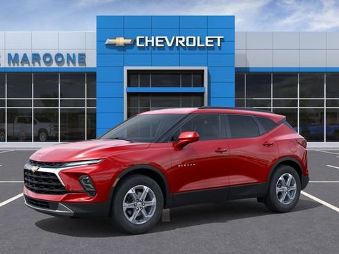 New 2026 Chevrolet Blazer LT w/ Convenience Package FWD image 2