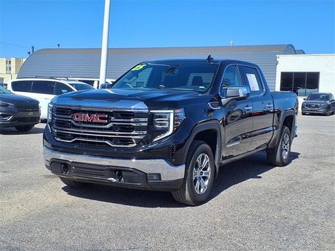 Used 2025 GMC Sierra 1500 SLT image 25