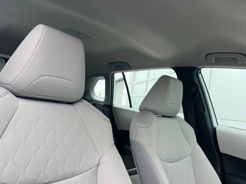 New 2026 Toyota Corolla Cross L image 14