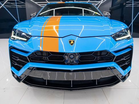 Used 2022 Lamborghini Urus image 7