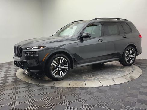New 2026 BMW X7 xDrive40i w/ Executive Package image 9